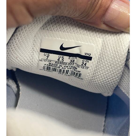 Nike Womens Tanjun  Gray White Athletic Running Shoes Sneakers Size 7 - Picture 10 of 10